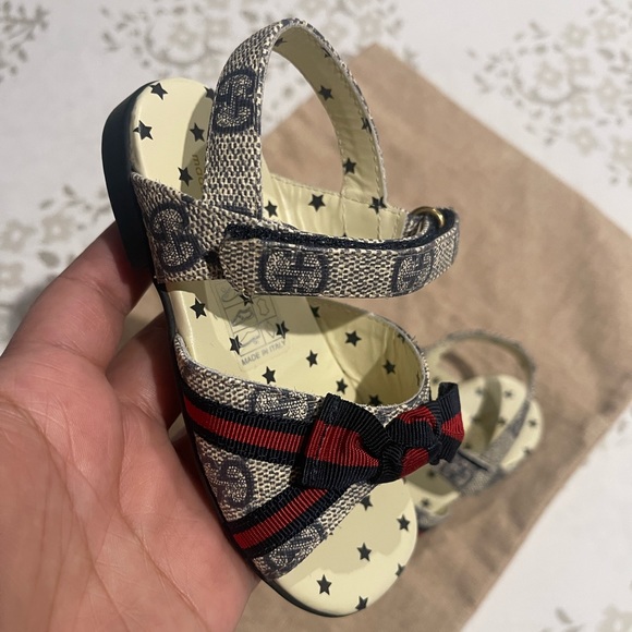 Gucci baby sandal